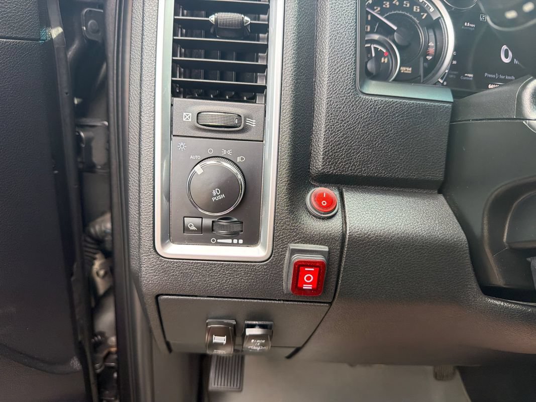 Used 2018 RAM 2500 Power Wagon w/ Luxury Group AWD/4WD image 21