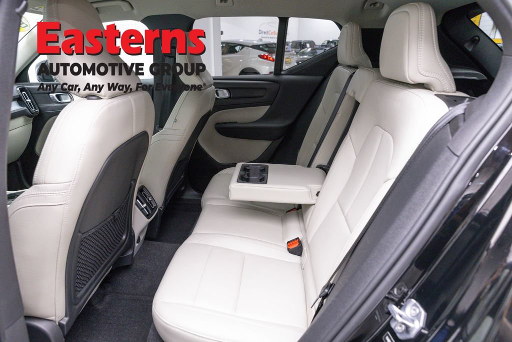 Used 2019 Volvo XC40 T5 Momentum AWD/4WD image 20
