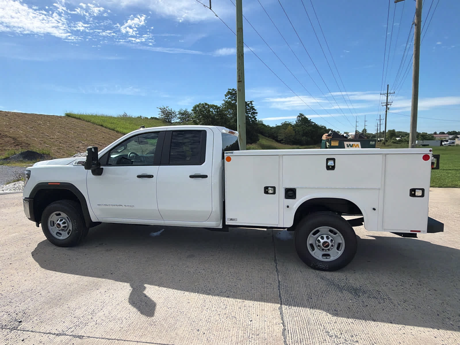 New 2026 GMC Sierra 2500 Pro w/ Convenience Package AWD/4WD image 12