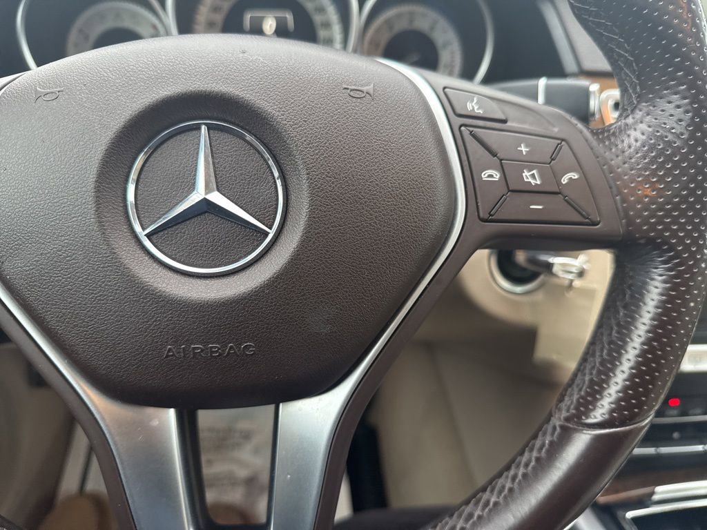 Used 2015 Mercedes-Benz E 350 4MATIC Sedan image 32