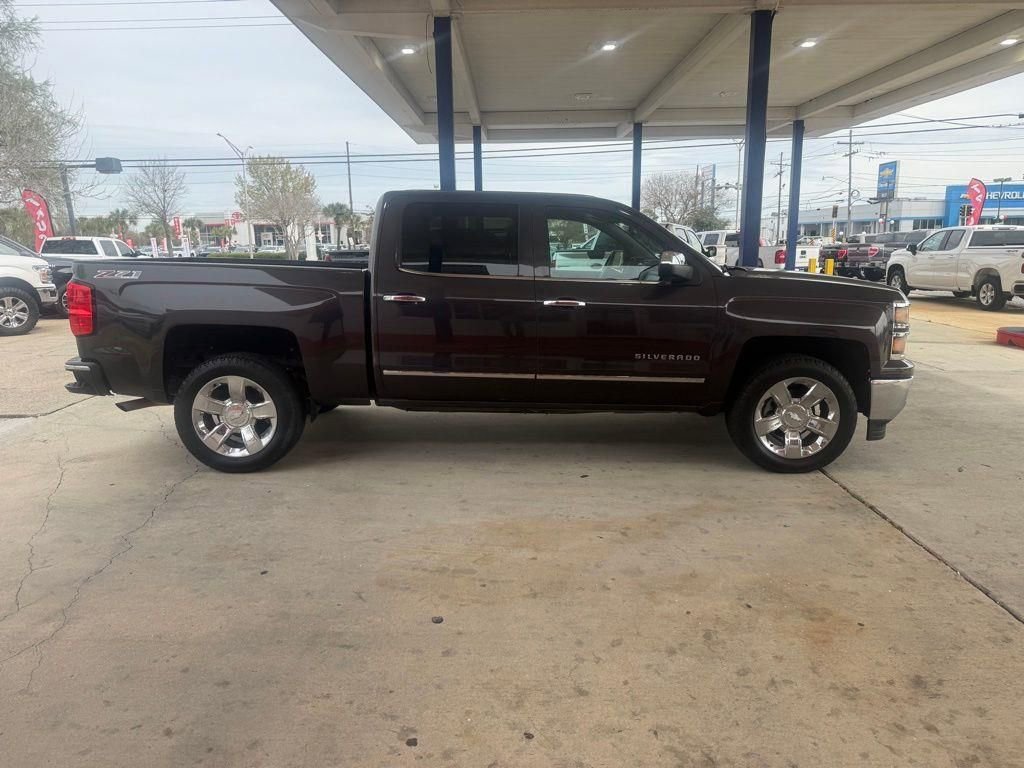 Used 2015 Chevrolet Silverado 1500 LTZ Z71 w/ LTZ Plus Package AWD/4WD image 2