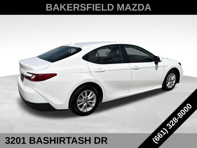 Used 2025 Toyota Camry LE w/ Convenience Package FWD image 5