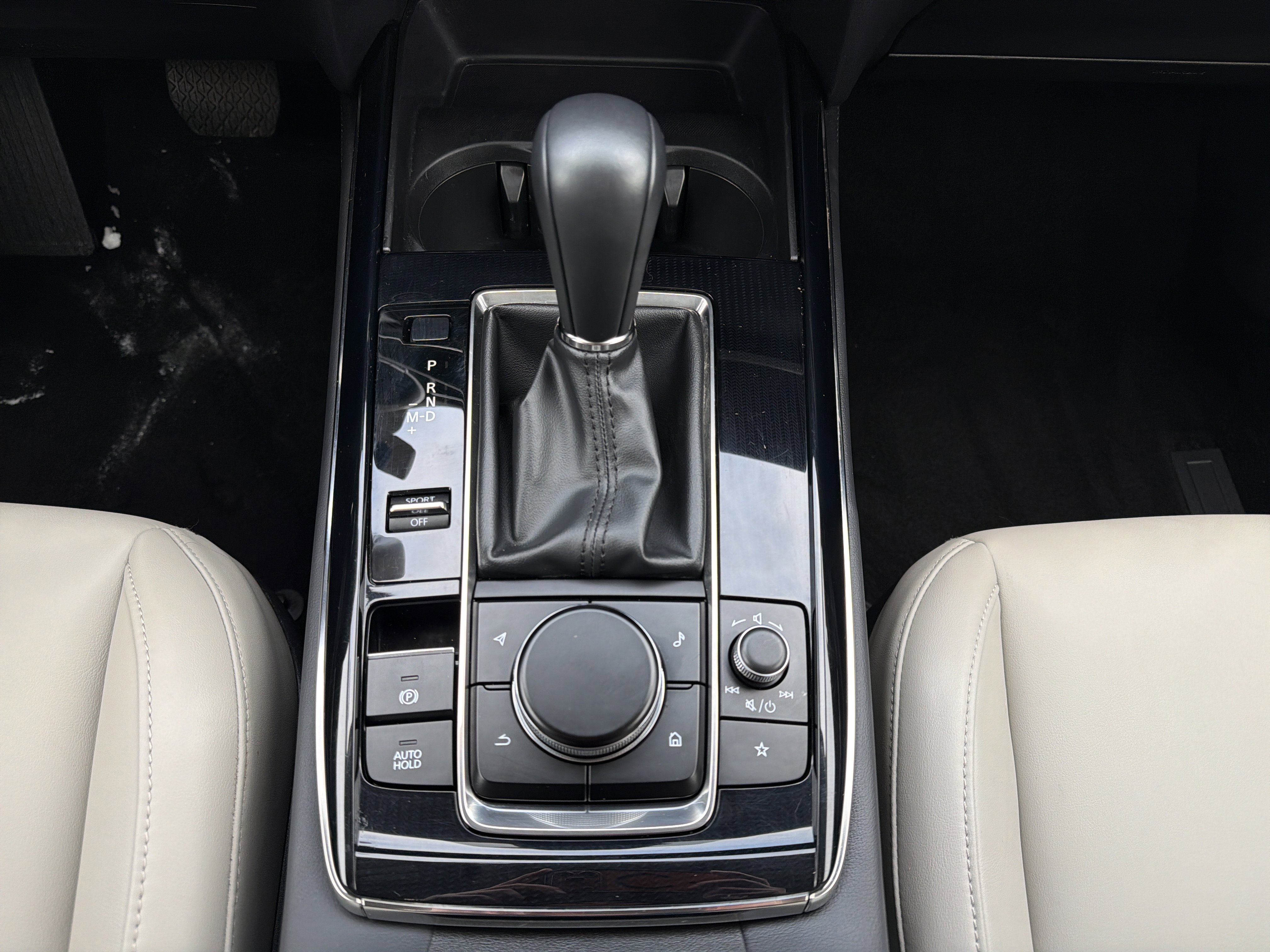 Used 2023 MAZDA CX-30 AWD 2.5 S w/ Preferred Package image 22