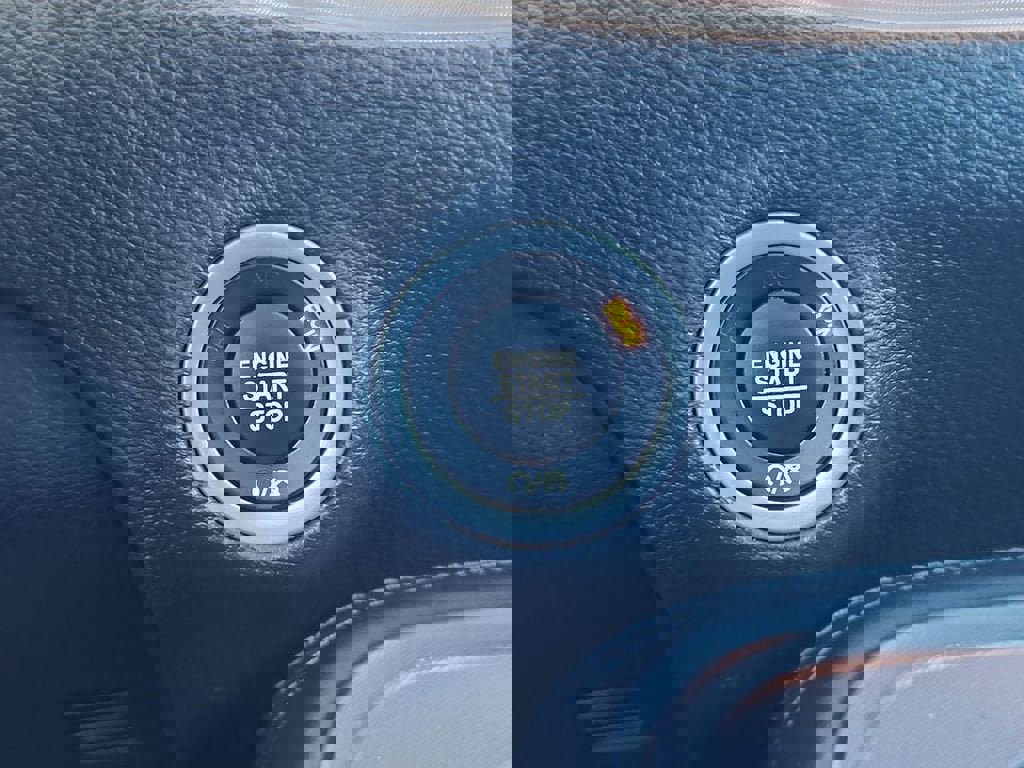 Used 2023 Dodge Challenger SXT image 16