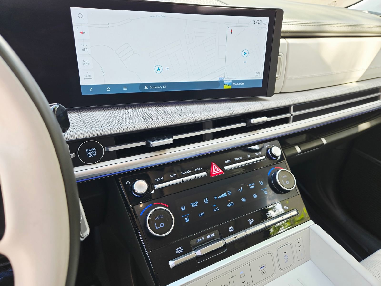 Used 2024 Hyundai Santa Fe Calligraphy image 15