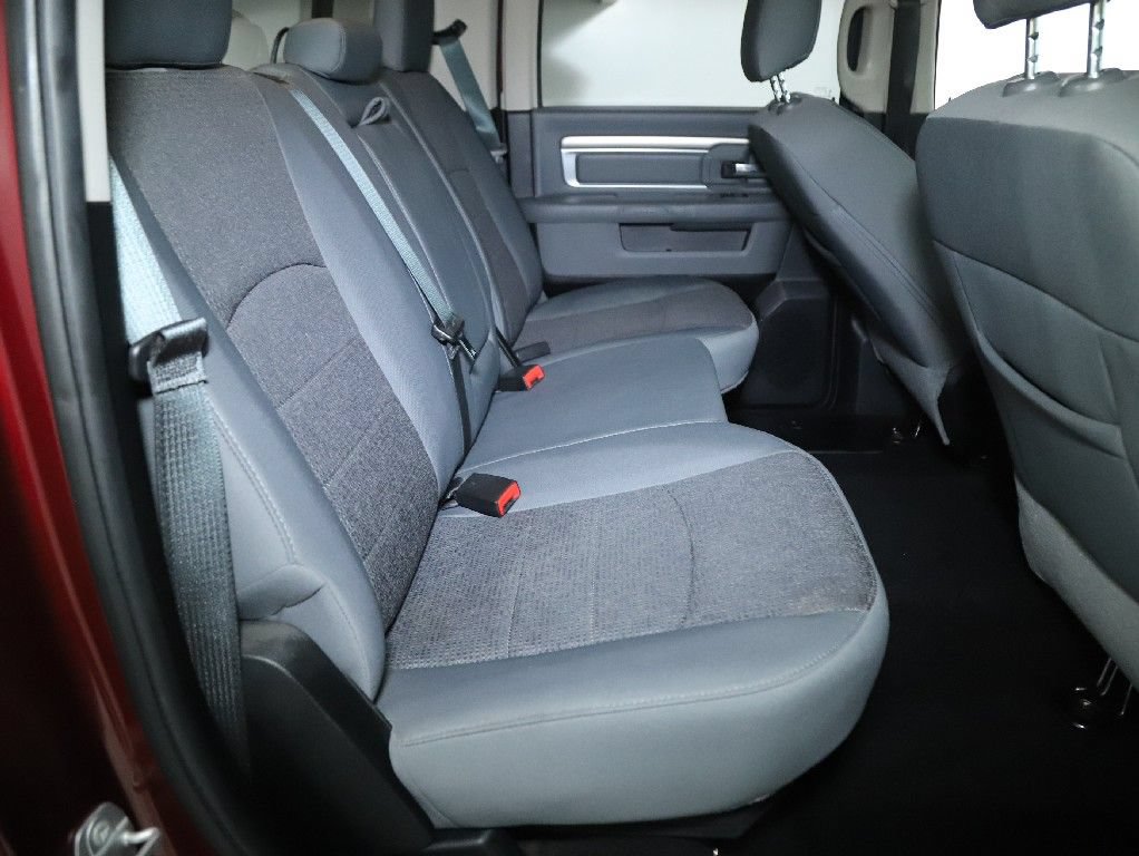 Used 2018 RAM 1500 Big Horn AWD/4WD image 32