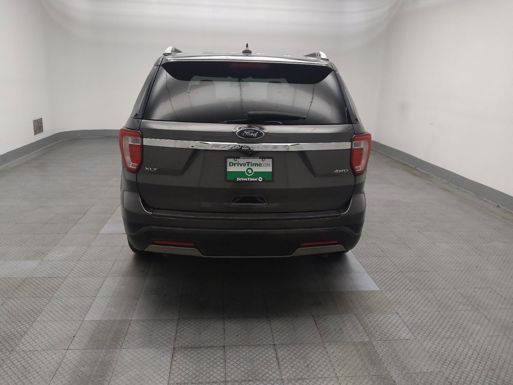 Used 2019 Ford Explorer XLT w/ Equipment Group 202A AWD/4WD image 6