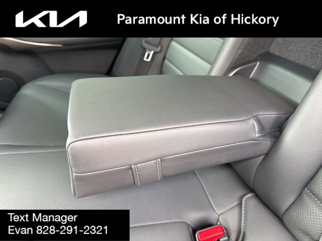 Used 2020 Lexus IS 300 F Sport w/ F Sport Package AWD/4WD image 14