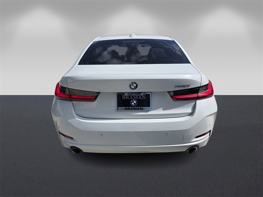 Certified 2023 BMW 330i Sedan w/ Premium Package image 5