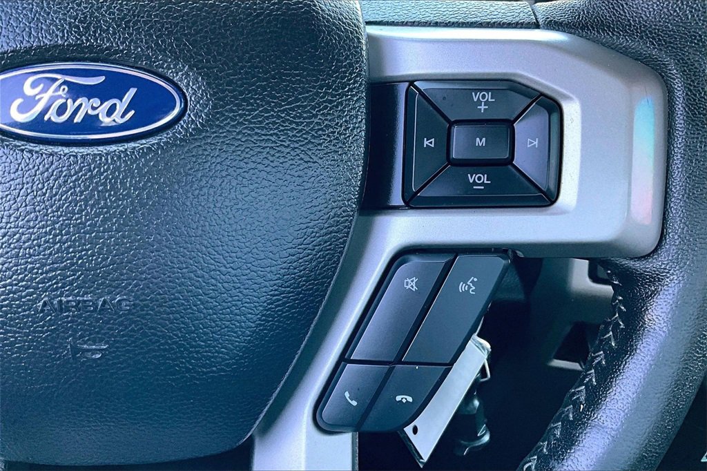 Certified 2019 Ford F250 Lariat w/ Chrome Package image 20