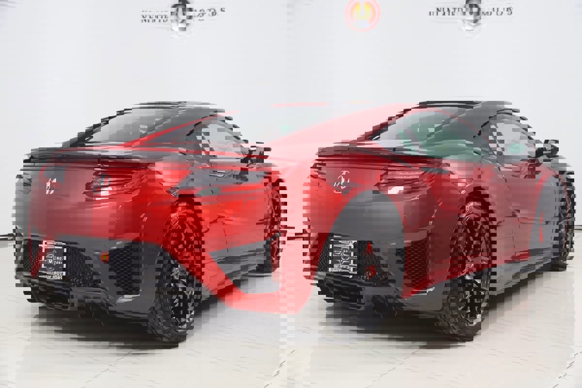 Used 2017 Acura NSX image 3