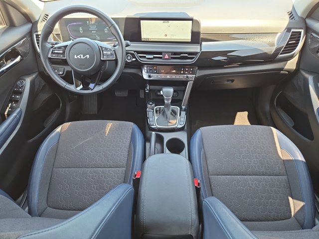 Used 2025 Kia Seltos S FWD image 15