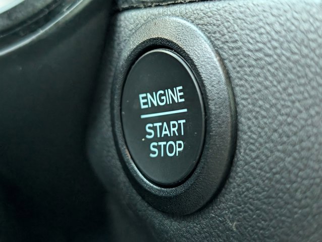 Used 2024 Ford Escape ST-Line image 23