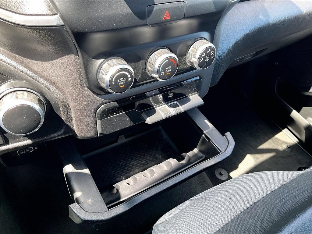 Used 2020 RAM 1500 Big Horn AWD/4WD image 33