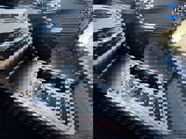 Used 2024 Ford Explorer XLT w/ Equipment Group 202A image 19