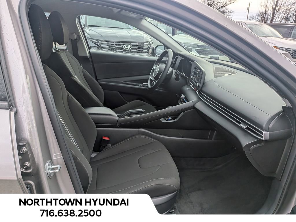 Certified 2023 Hyundai Elantra SEL image 37