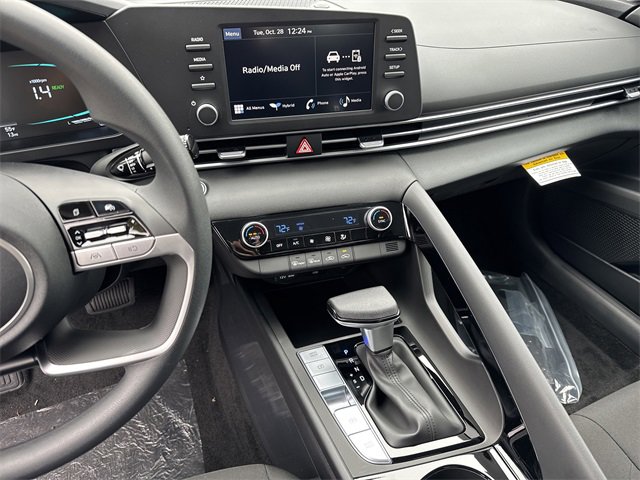 New 2026 Hyundai Elantra Blue image 27