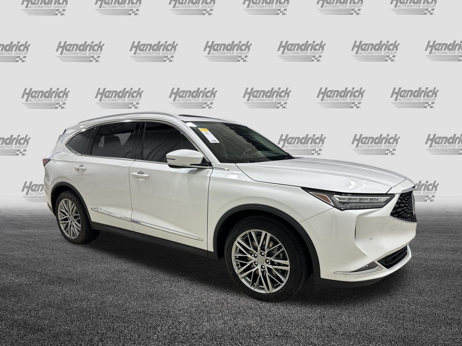 Used 2023 Acura MDX SH-AWD w/ Advance Package image 2