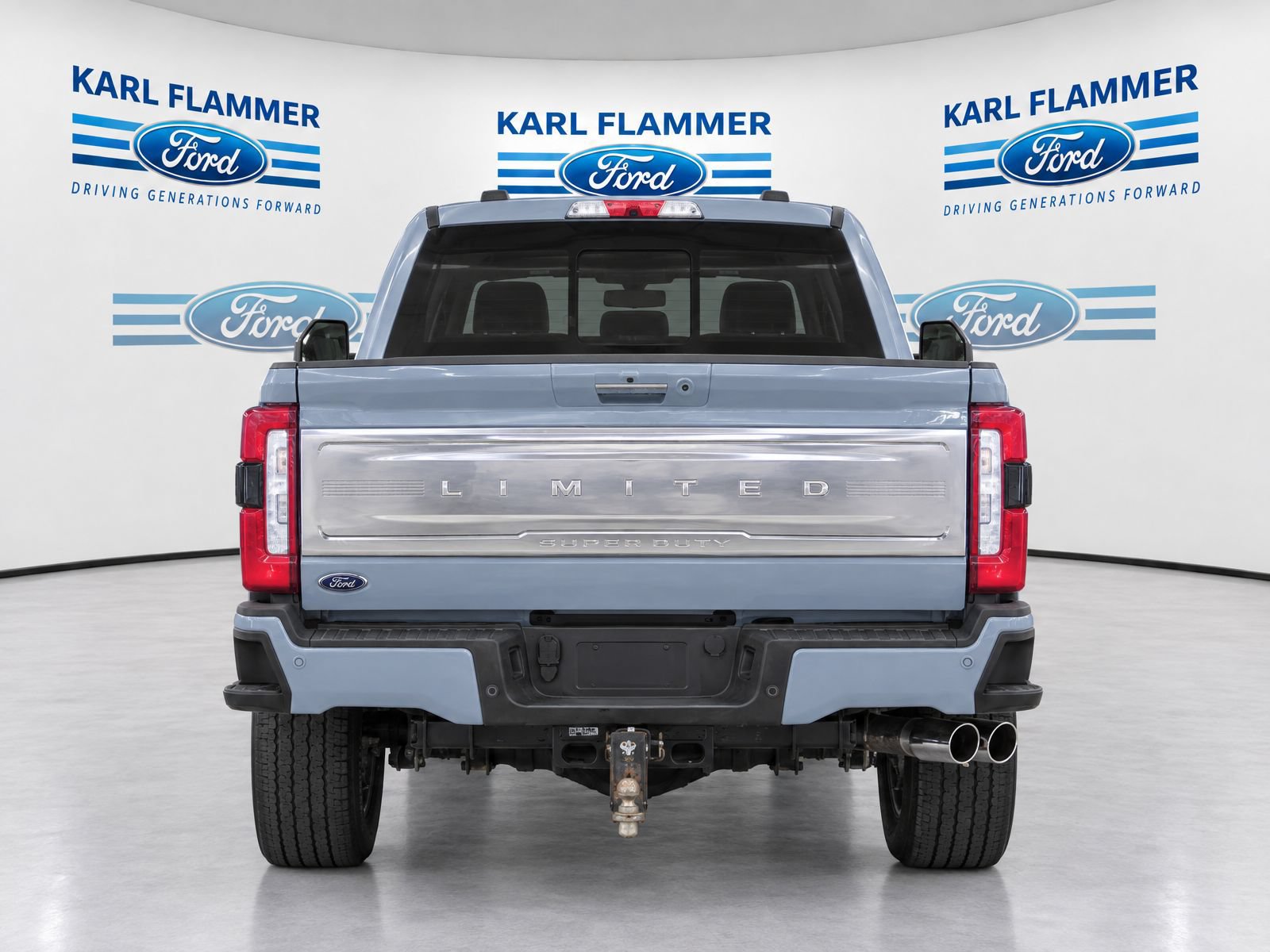 Used 2024 Ford F350 Limited w/ FX4 Off-Road Package AWD/4WD image 4
