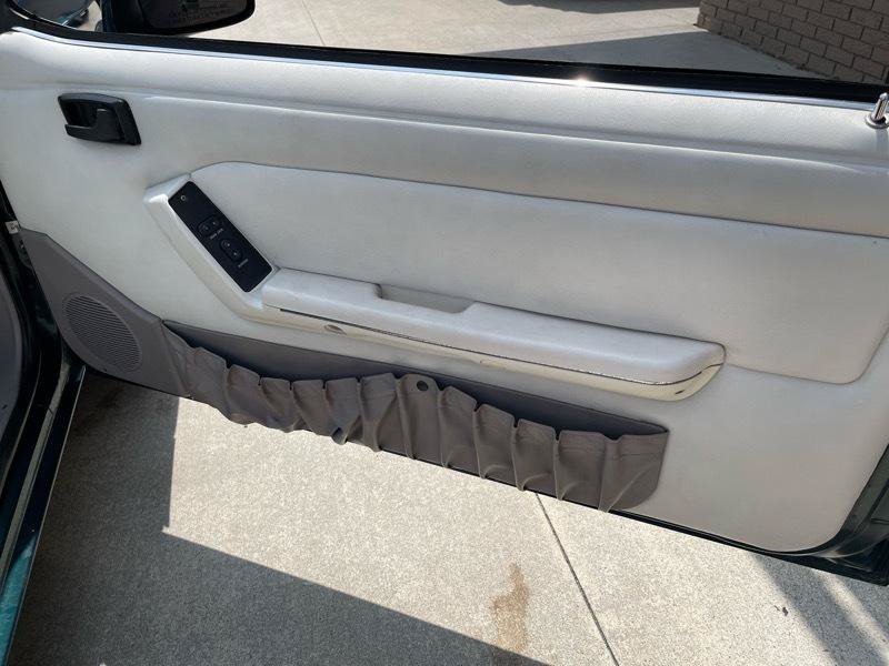 Used 1990 Ford Mustang LX RWD image 40