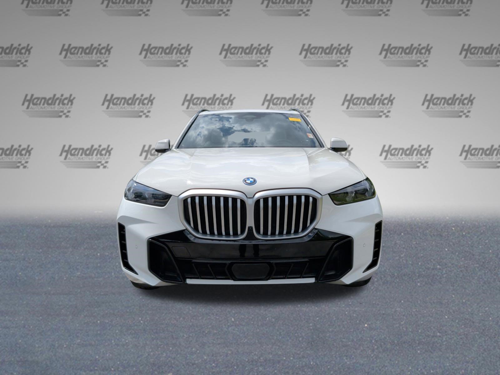 Certified 2024 BMW X5 xDrive50e w/ M Sport Package AWD/4WD image 5