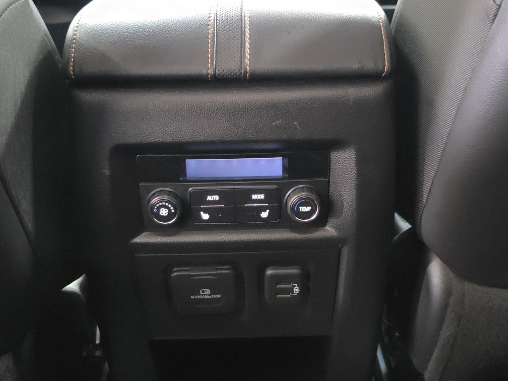 Used 2020 Chevrolet Traverse Premier image 17