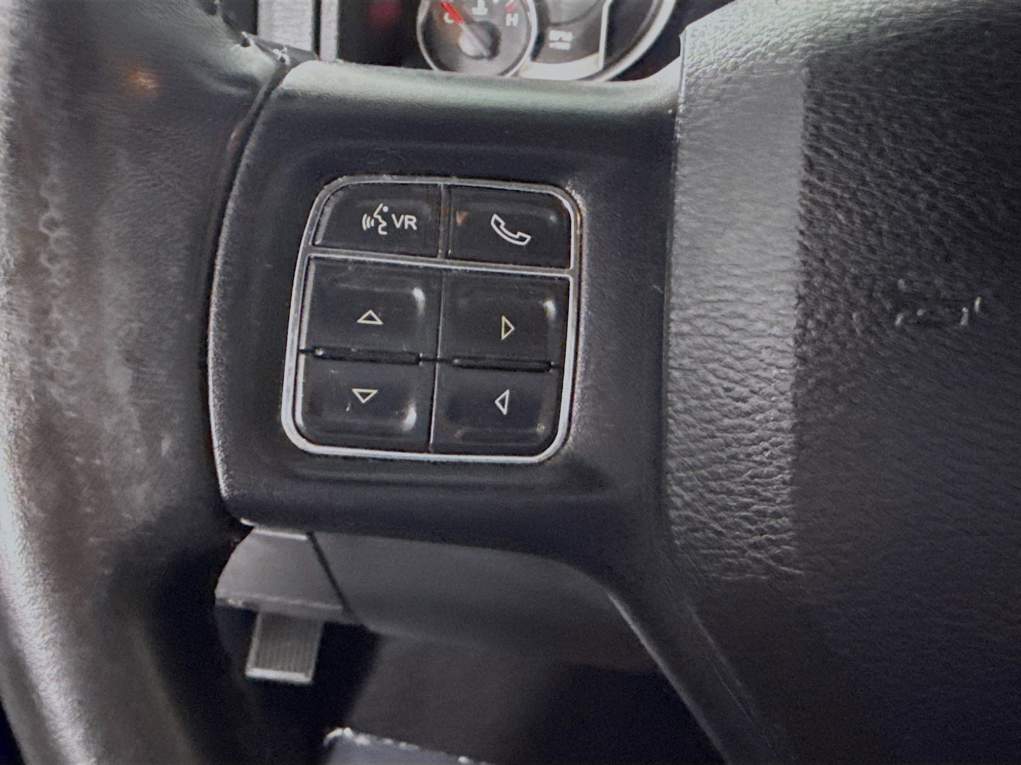 Used 2018 RAM 1500 Lone Star RWD image 14