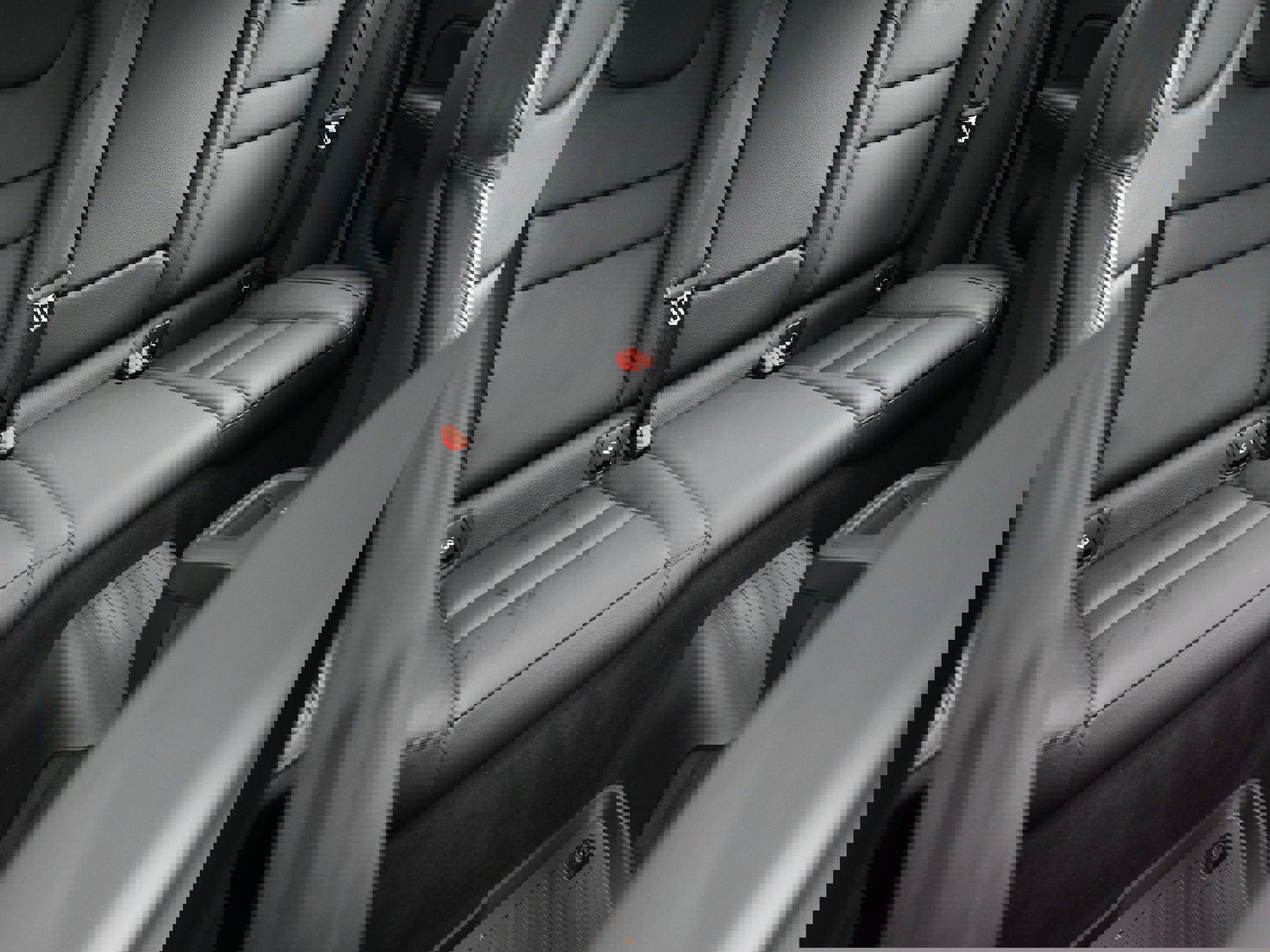 Used 2023 Volvo S60 B5 Plus w/ Climate Package image 32