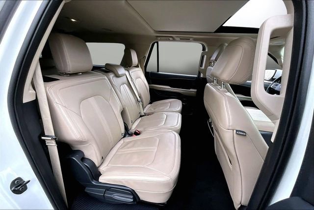 Used 2024 Ford Expedition Max Limited image 25