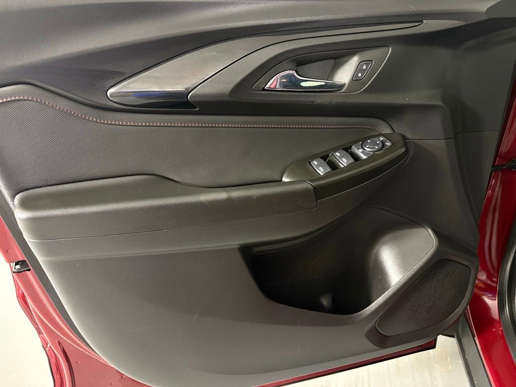 Used 2023 Chevrolet TrailBlazer RS image 14