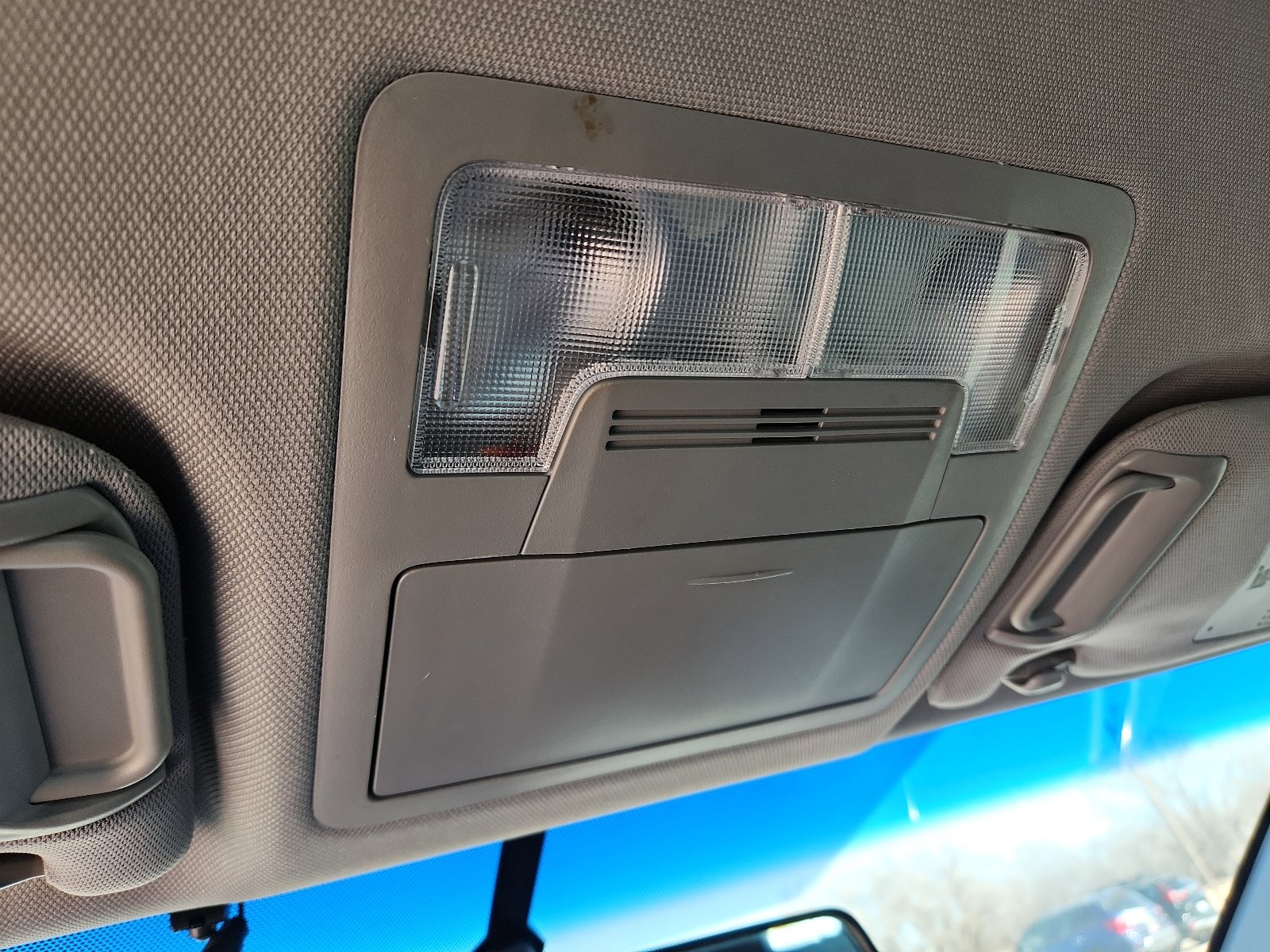 Used 2016 Toyota Camry XLE image 18