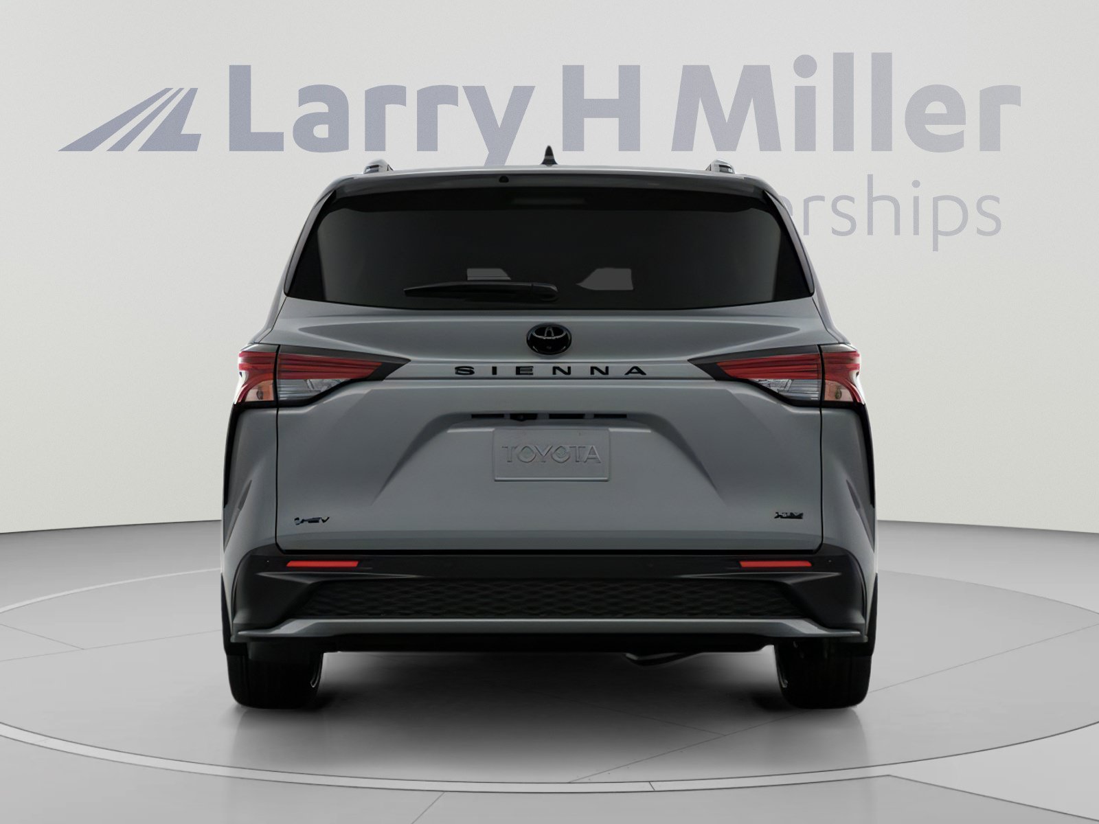 New 2026 Toyota Sienna XSE FWD image 8