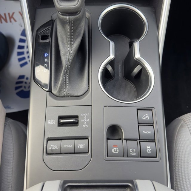 Used 2023 Toyota Highlander L image 24