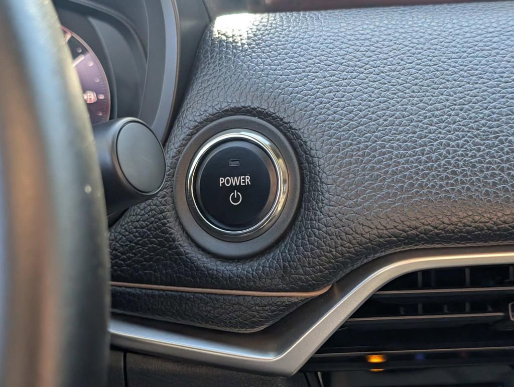 Certified 2025 MAZDA CX-70 Plug-In Hybrid w/ Premium Pkg image 28