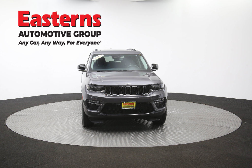 Used 2023 Jeep Grand Cherokee Limited AWD/4WD image 57