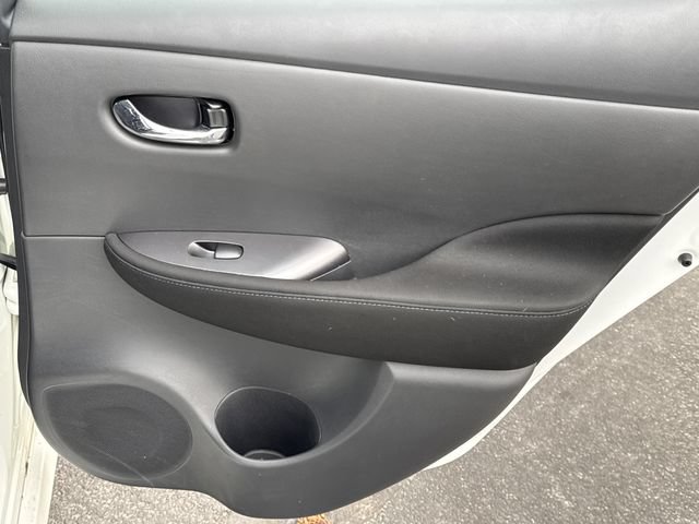 Certified 2025 Nissan Leaf S FWD image 22