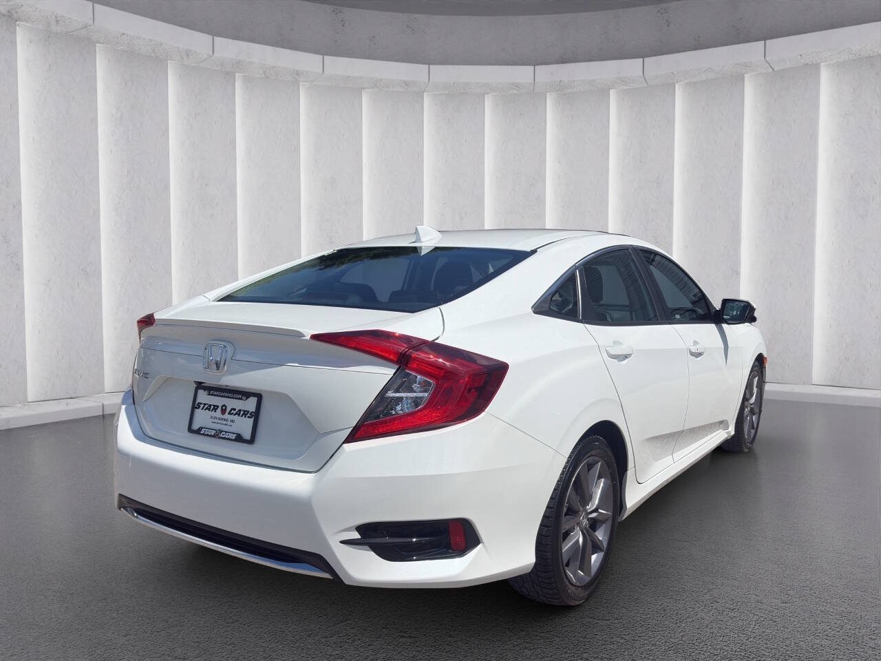 Used 2020 Honda Civic EX image 5