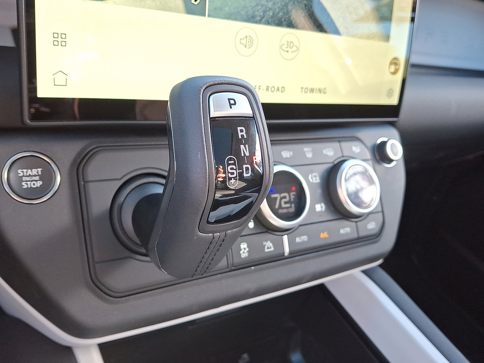 New 2026 Land Rover Defender 110 S image 11
