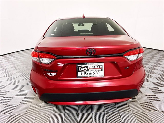 Used 2022 Toyota Corolla LE image 26