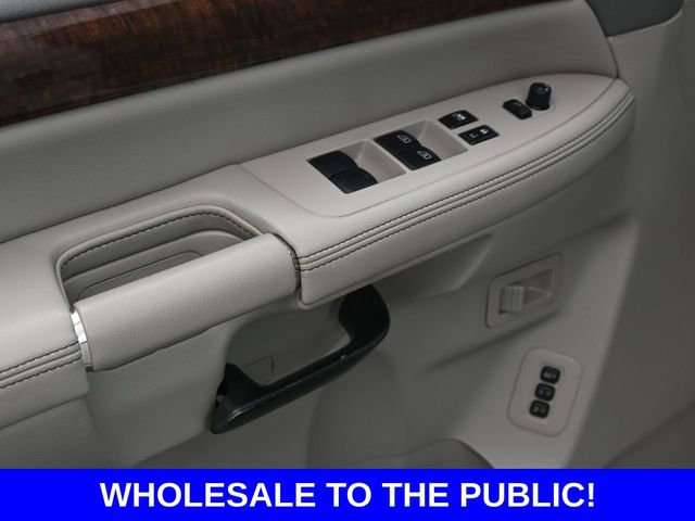 Used 2010 Nissan Armada Platinum image 13