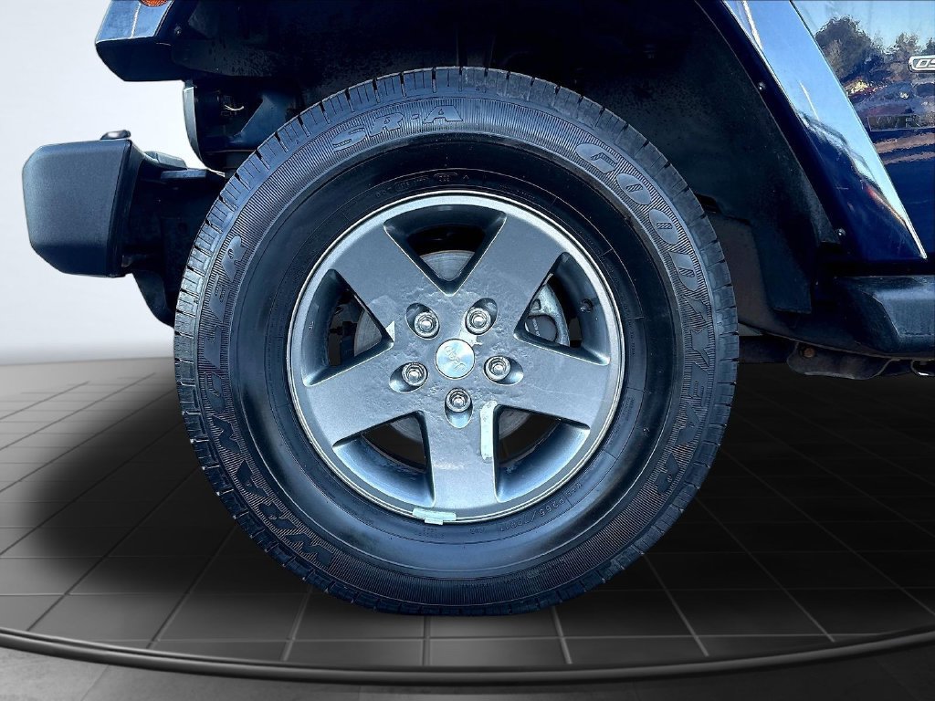 Used 2013 Jeep Wrangler Sport AWD/4WD image 36
