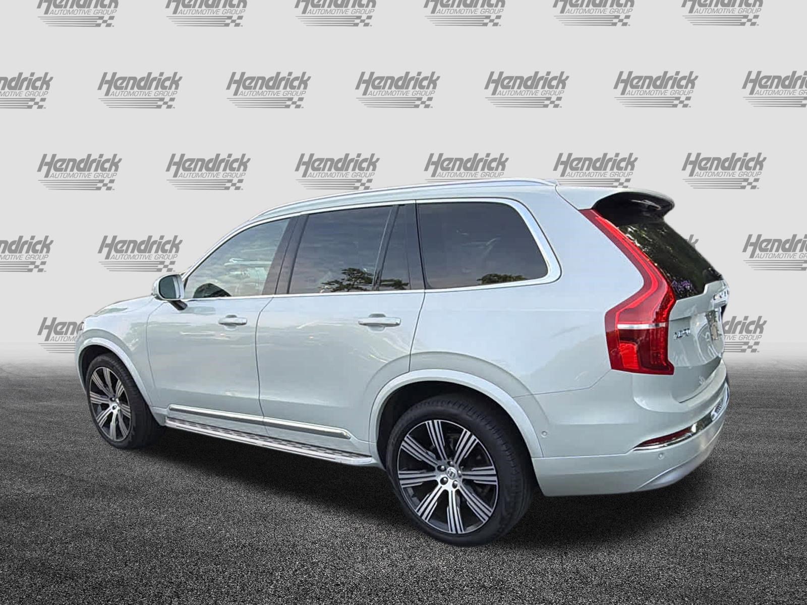 Used 2022 Volvo XC90 T6 Inscription w/ Lounge Package AWD/4WD image 10