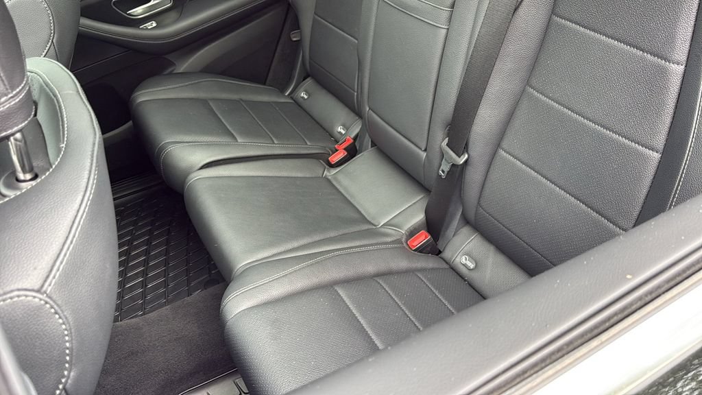 Used 2023 Mercedes-Benz GLS 450 4MATIC image 29