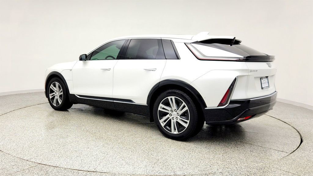 Used 2024 Cadillac Lyriq Tech w/ Driver Assist Package image 7
