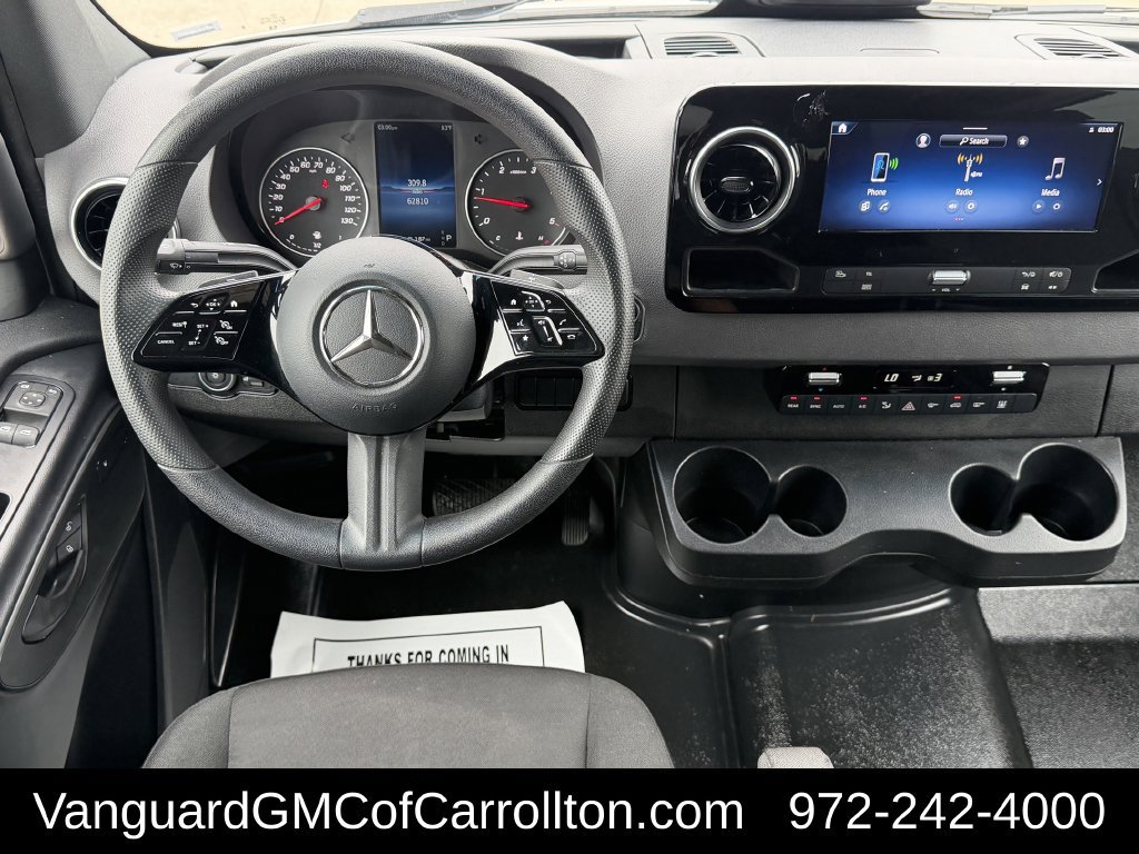 Used 2025 Mercedes-Benz Sprinter 2500 image 11
