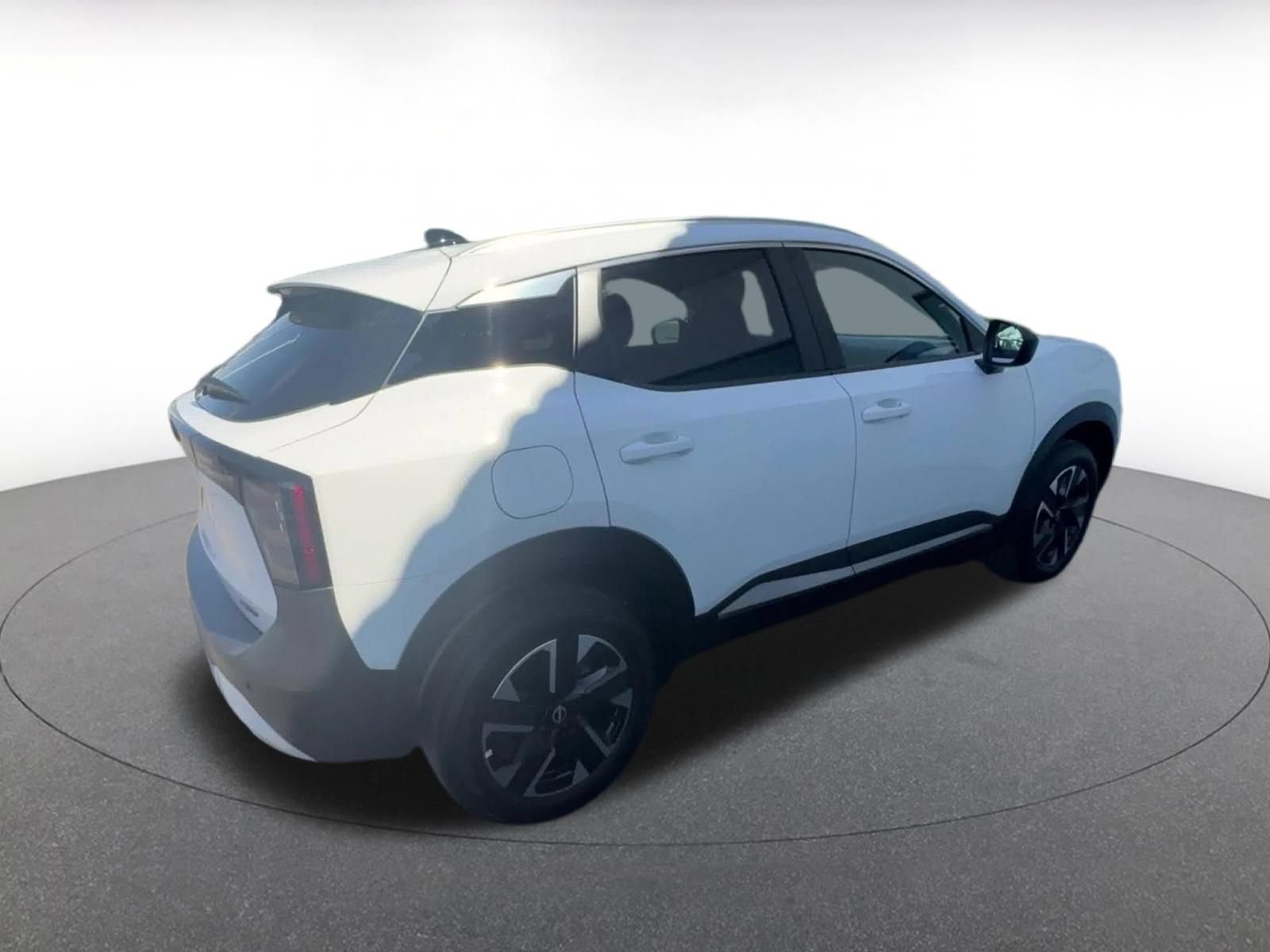 Used 2026 Nissan Kicks SV w/ Cold Weather Package AWD/4WD image 15