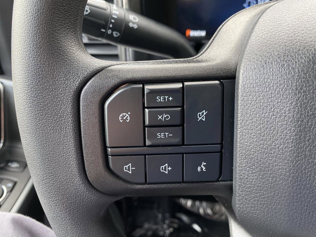 New 2026 Ford F250 XLT w/ XLT Premium Package image 34