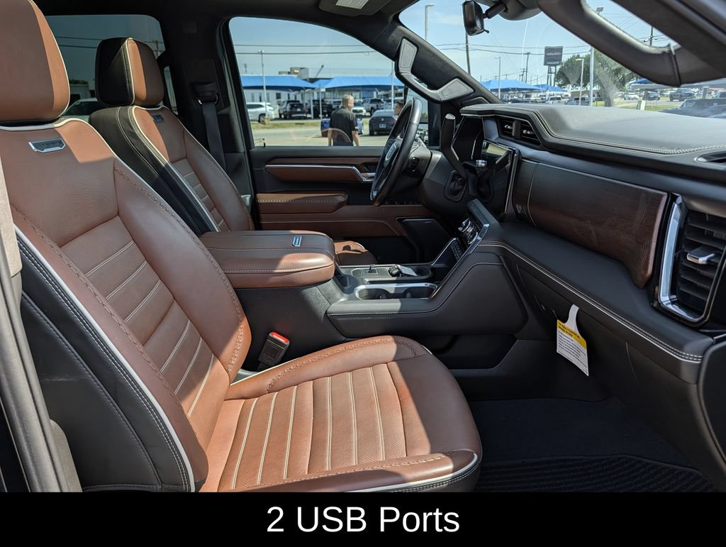 Used 2024 GMC Sierra 3500 Denali Ultimate AWD/4WD image 34