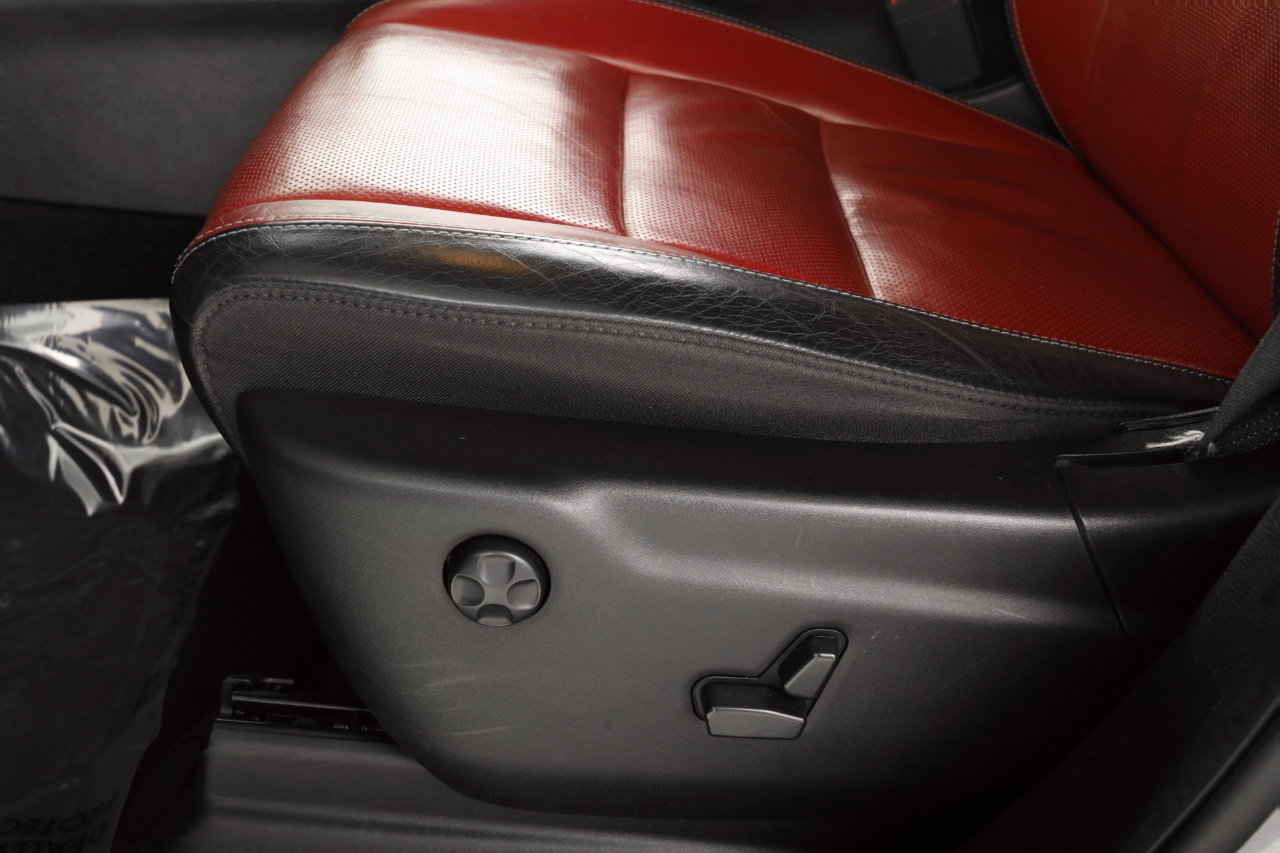 Used 2021 Dodge Durango R/T w/ Blacktop Package image 35