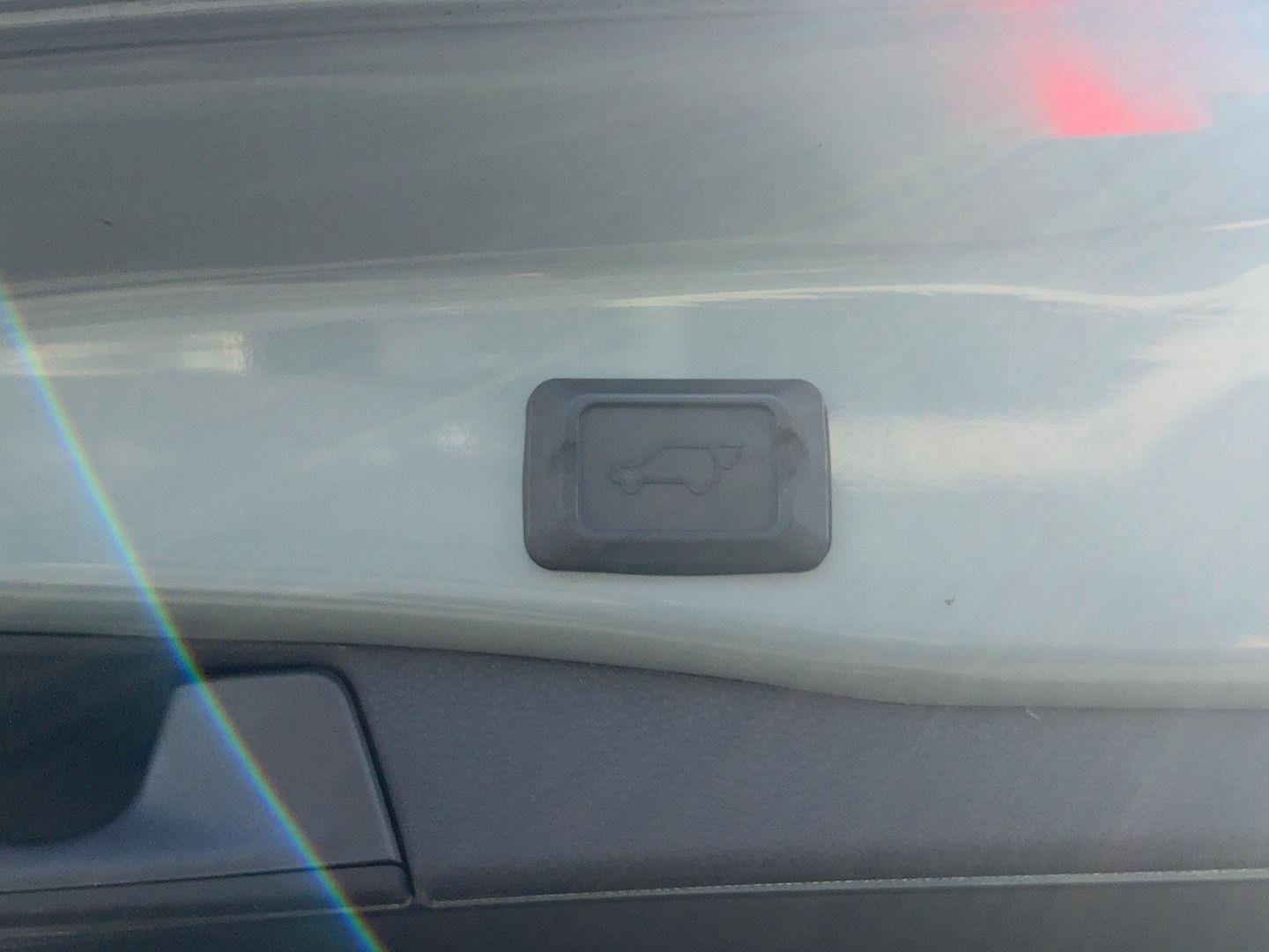 Certified 2022 Toyota RAV4 XLE Premium w/ Carpet Mat Package (TMS) image 10